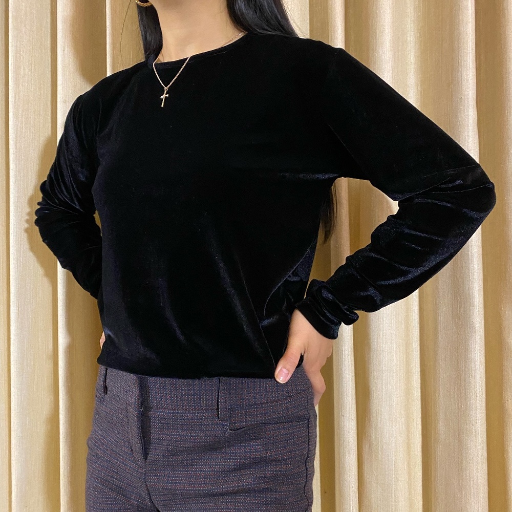 Vintage Black Velvet Long Sleeve